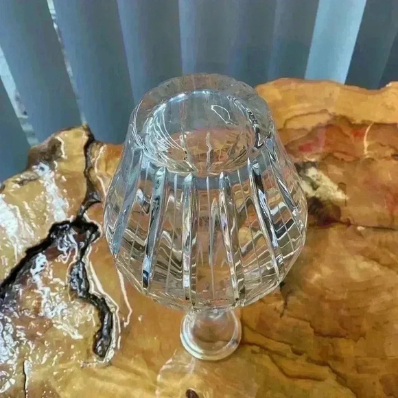 Lead Crystal Whisky Decanter Vintage 16" With Pointy Tip Stripped Rectangle
Desi - Picture 16 of 16